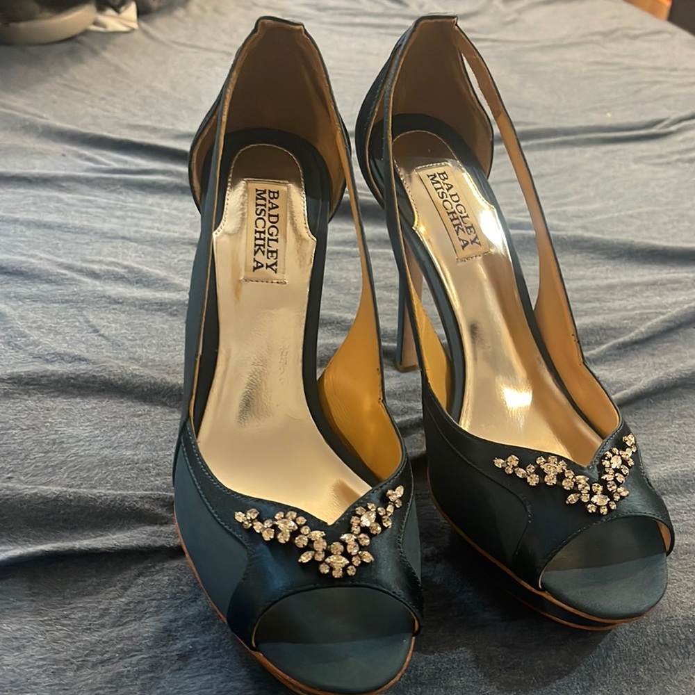 Badgley Mischka open toe heels women’s size 9.5m